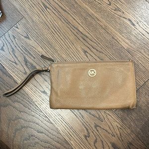 Michael Kors wristlet